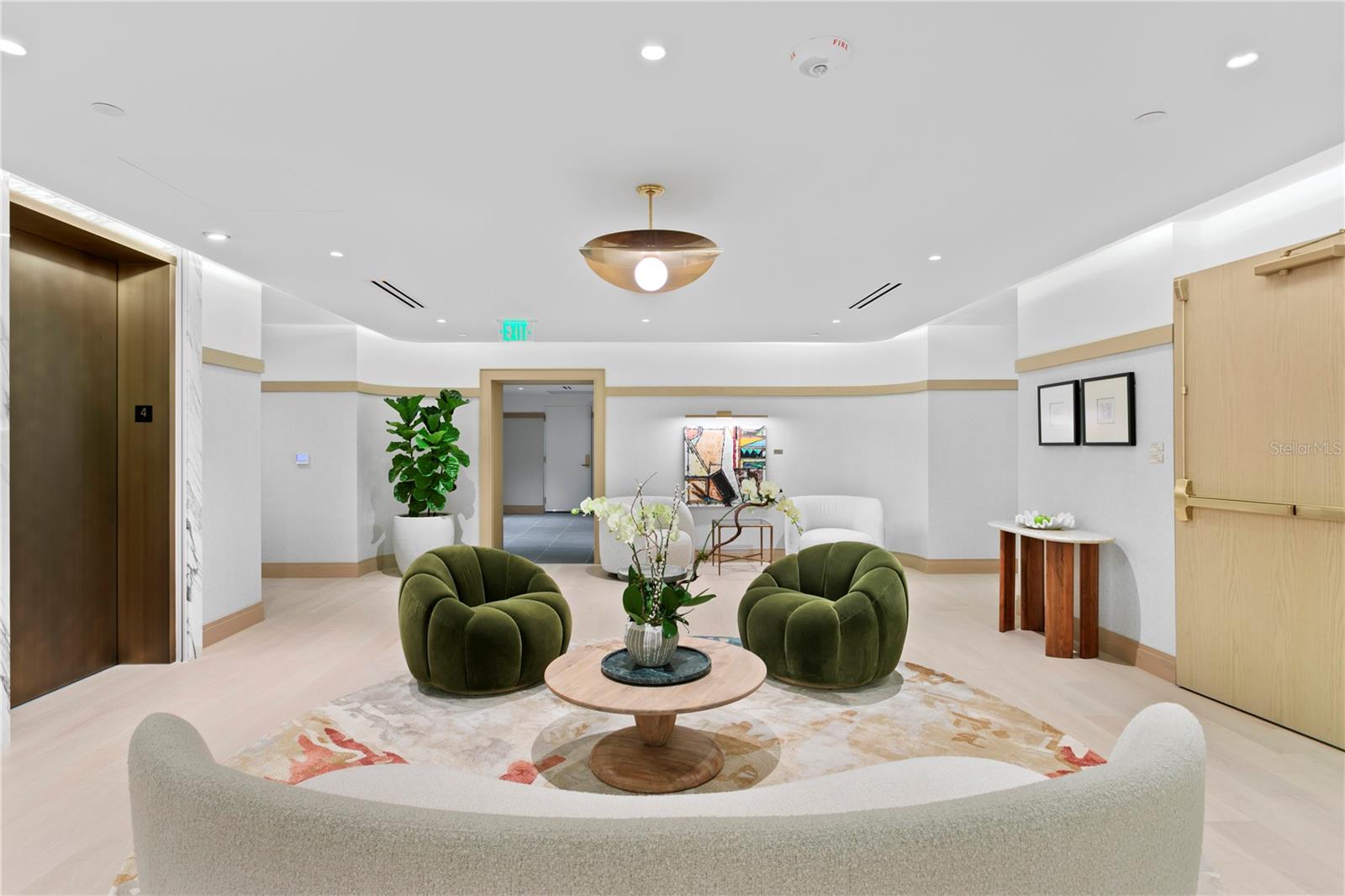 Relaxing resident lounge