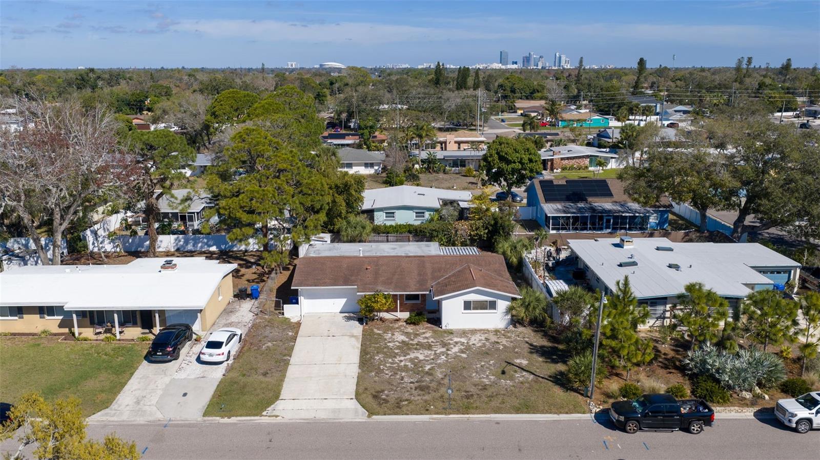 Aerial view of the front.
