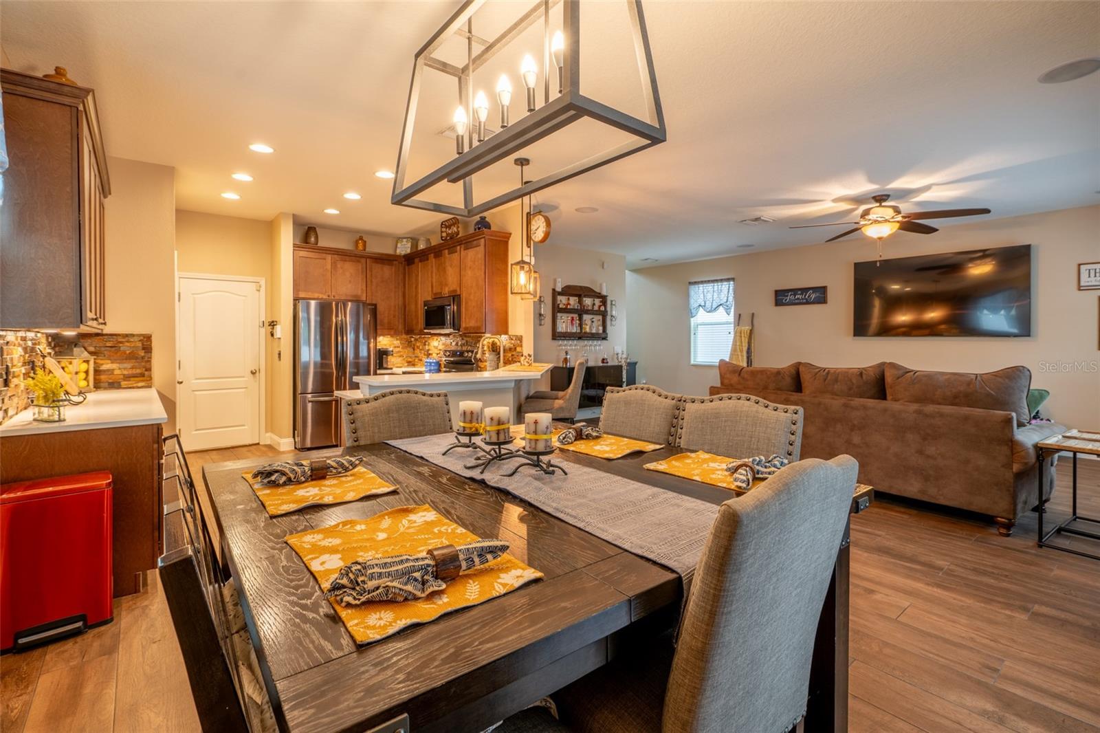 SUCH A GREAT OPEN FLOOR PLAN