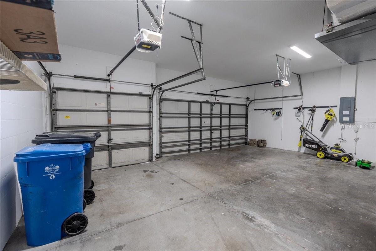 Spacious 3-Car Garage