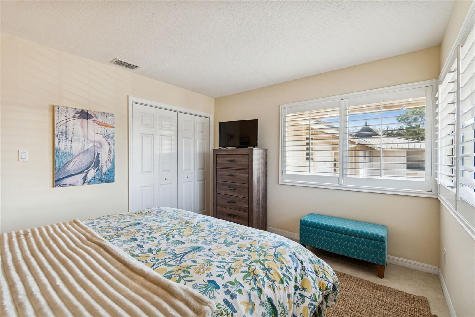 Perfect for guests or a home office.