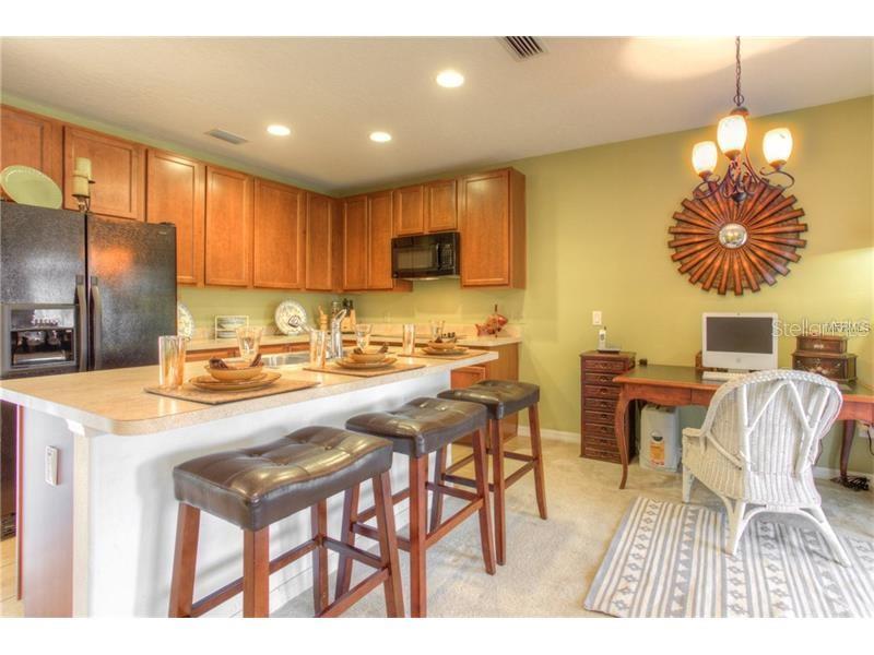 Kitchen with dinette area but using as a desk area