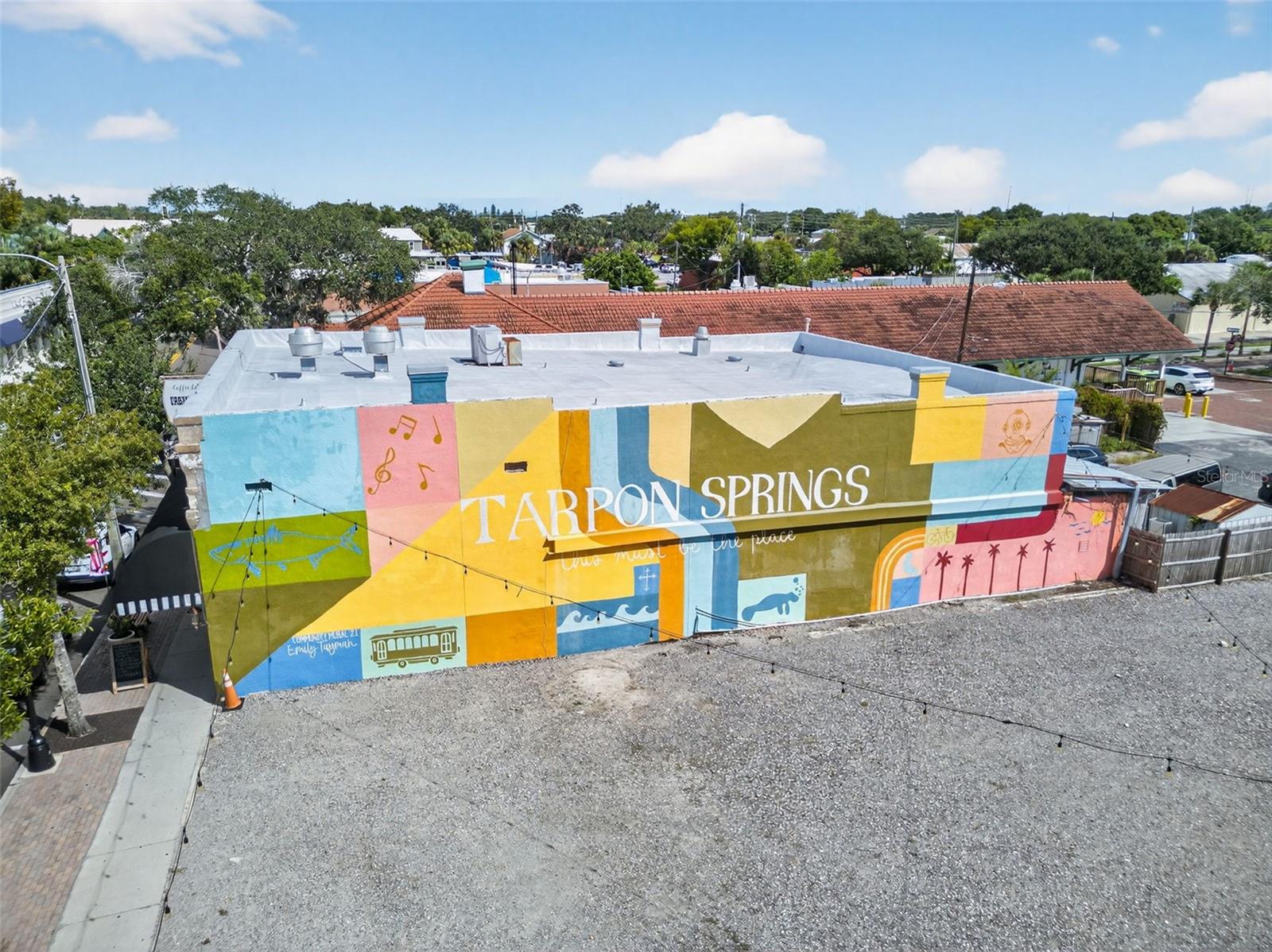 Minutes away from shopping