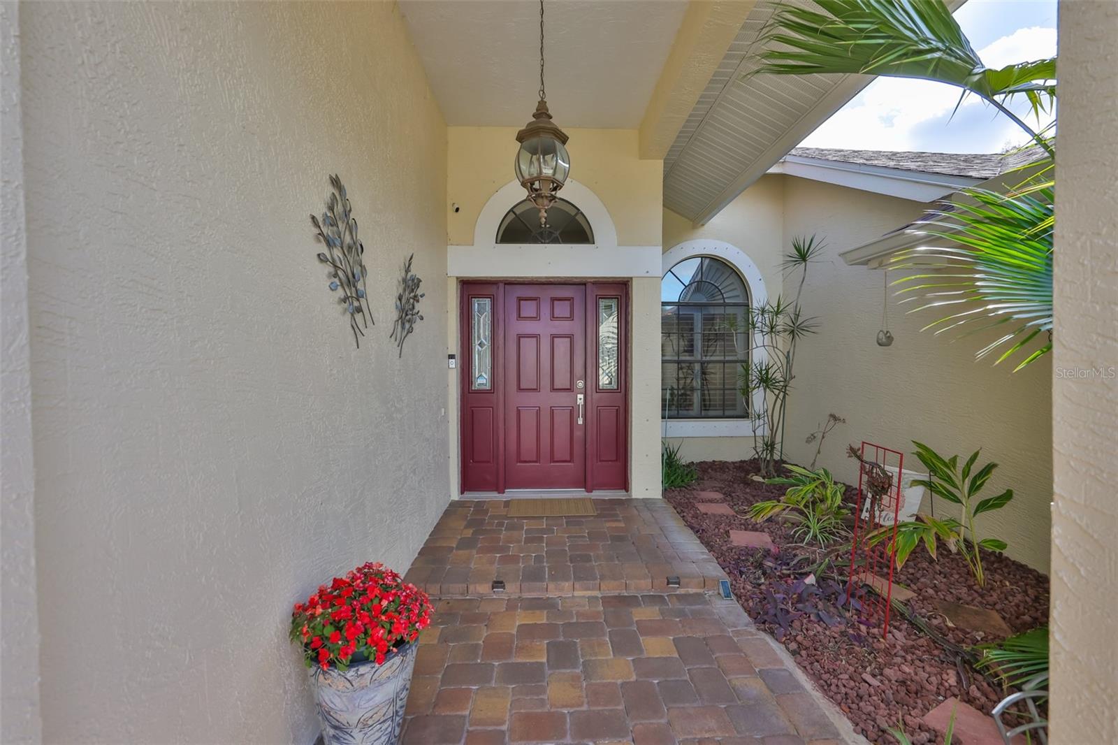 Front porch with pavers