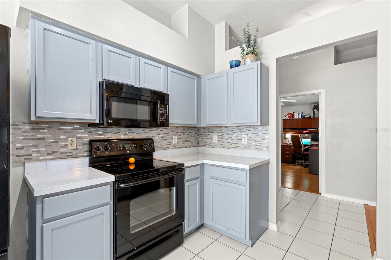Key West Color in this Florida Kitchen