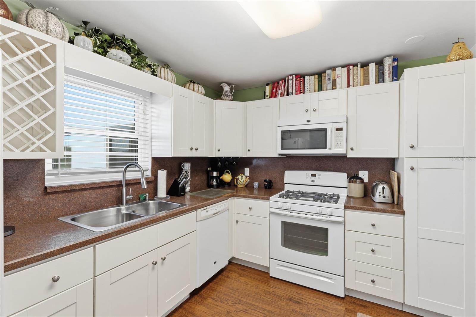 Efficient kitchen layout with plenty of prep area