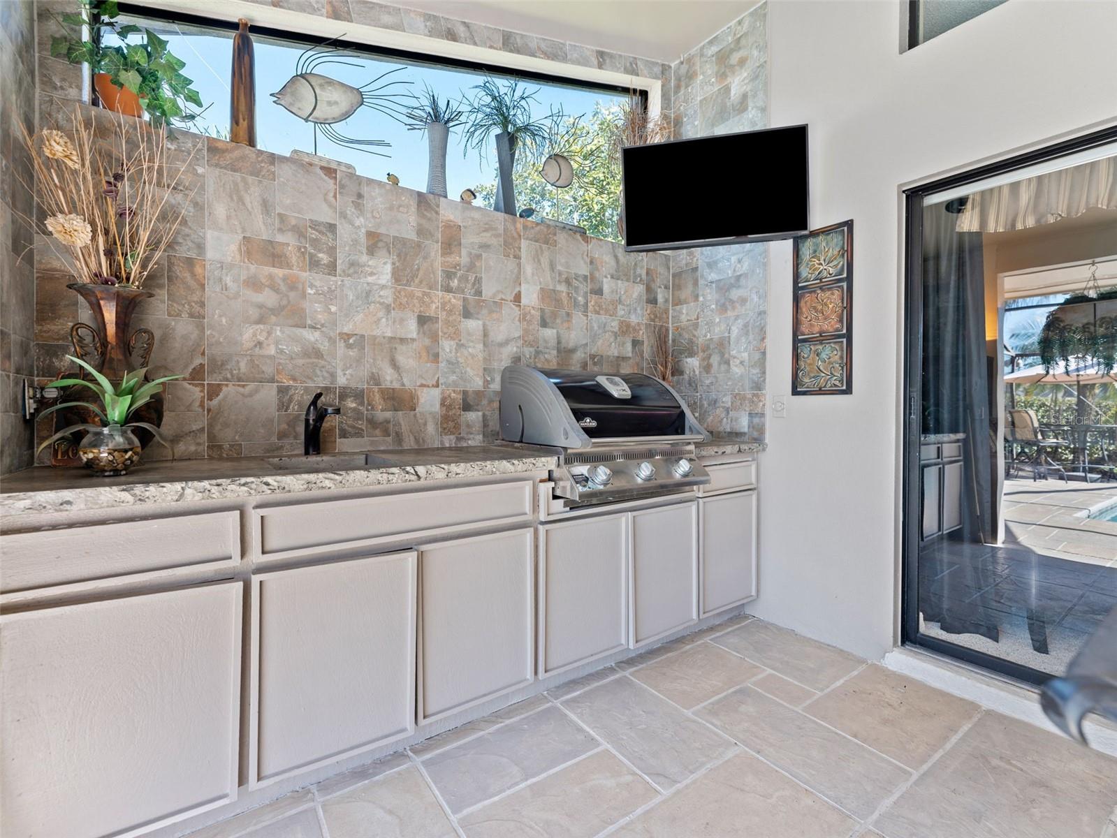 Outdoor kitchen