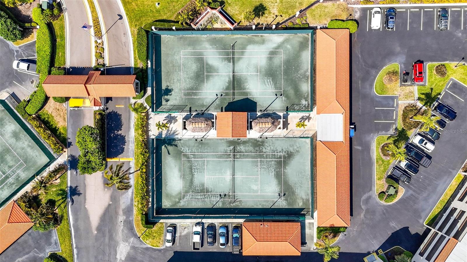 Har tru tennis courts