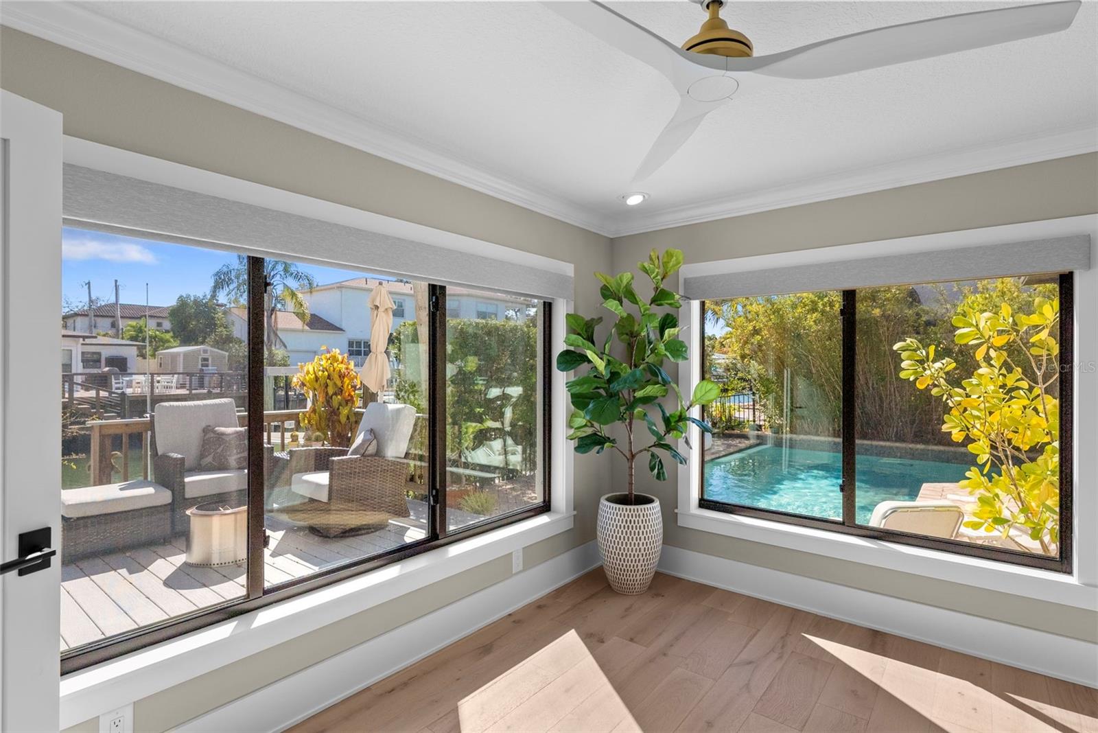 perfect as an office or play room