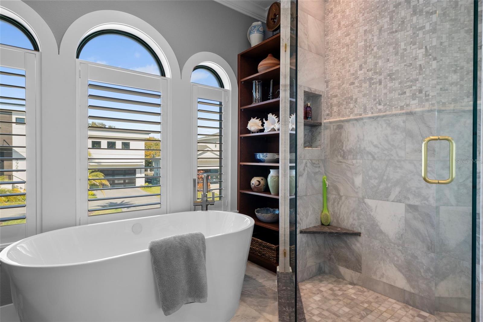 Soaking tub and walk in shower