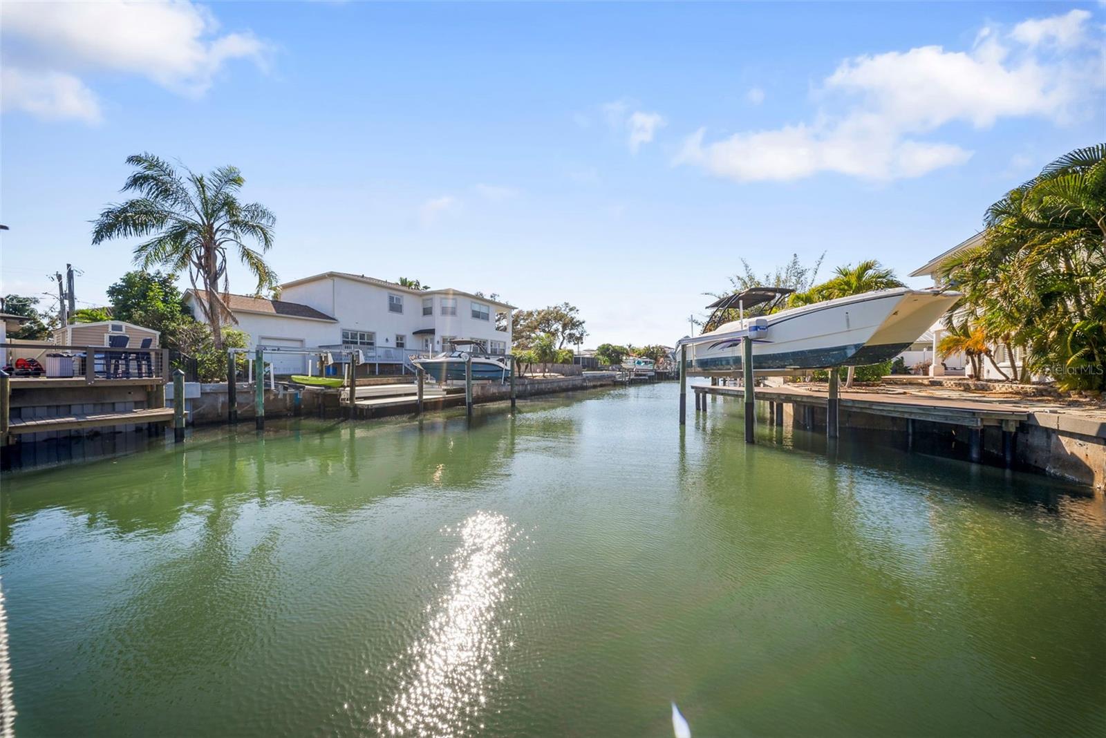 The open bay is 800 feet away!