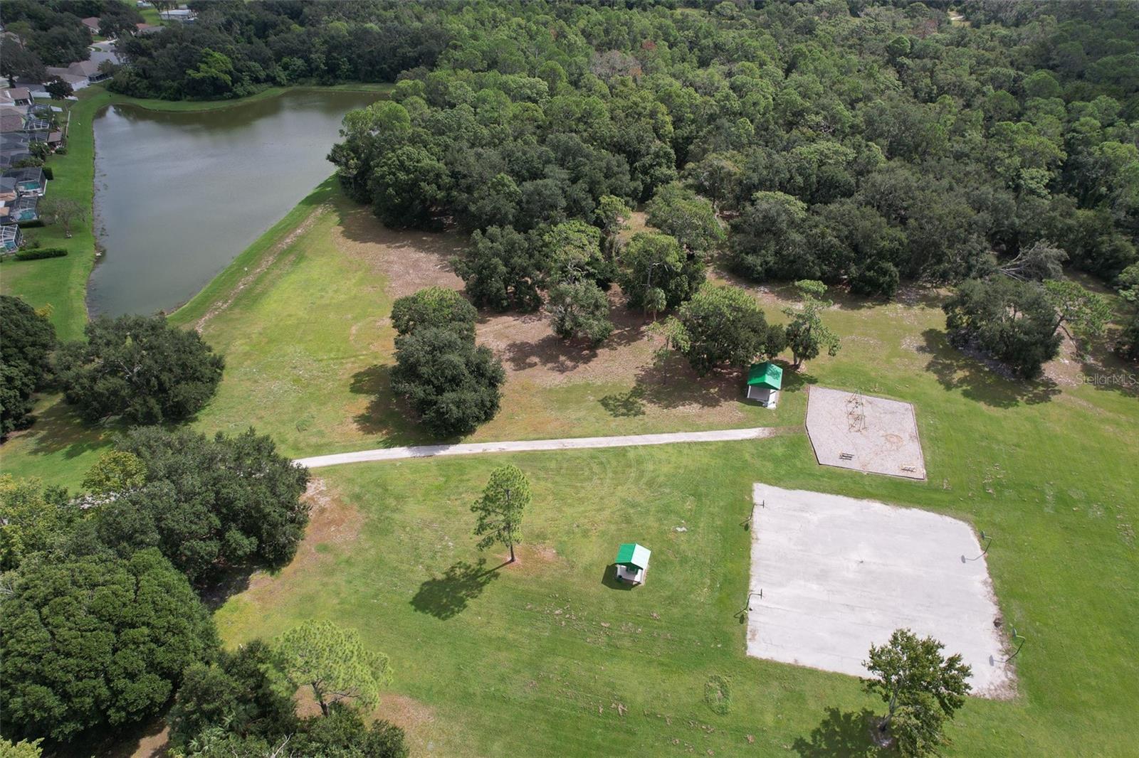 Bloomingdale Cove Private Park