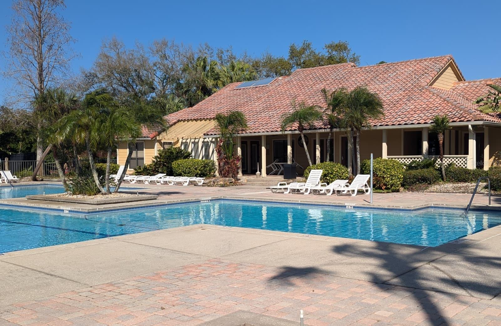 Theme park quality pool xlubhouse laundry and fitness center