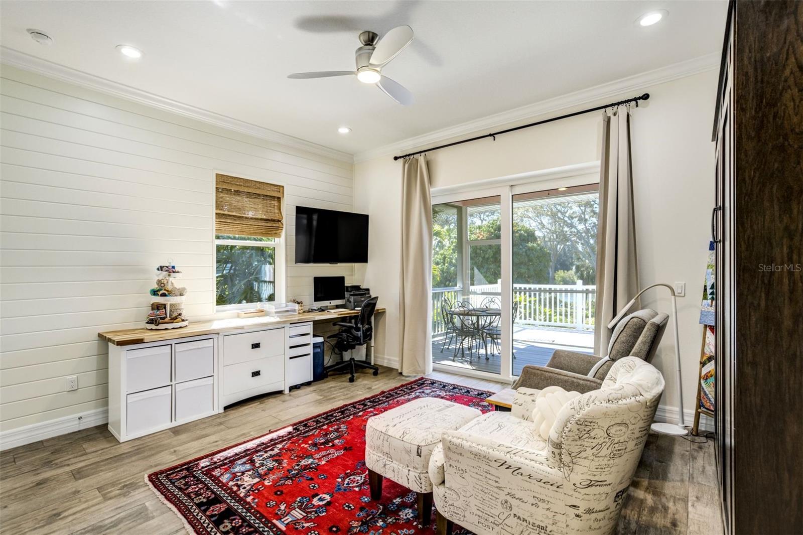 Guest bedroom2/office