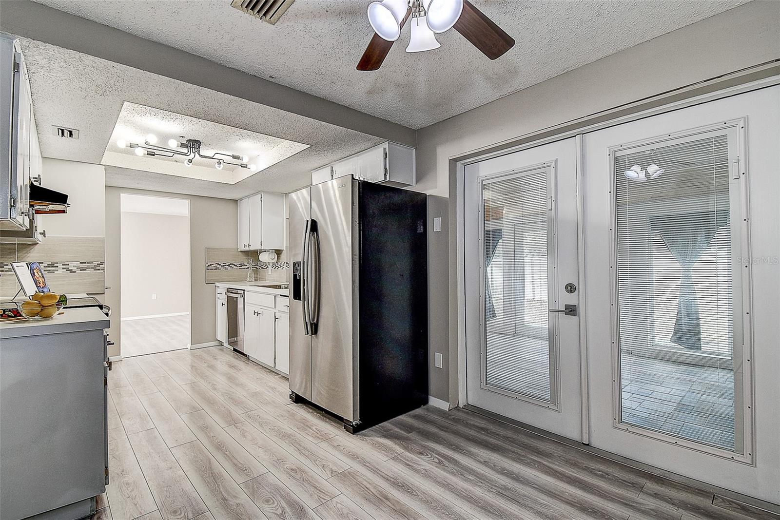 Eat in kitchen space