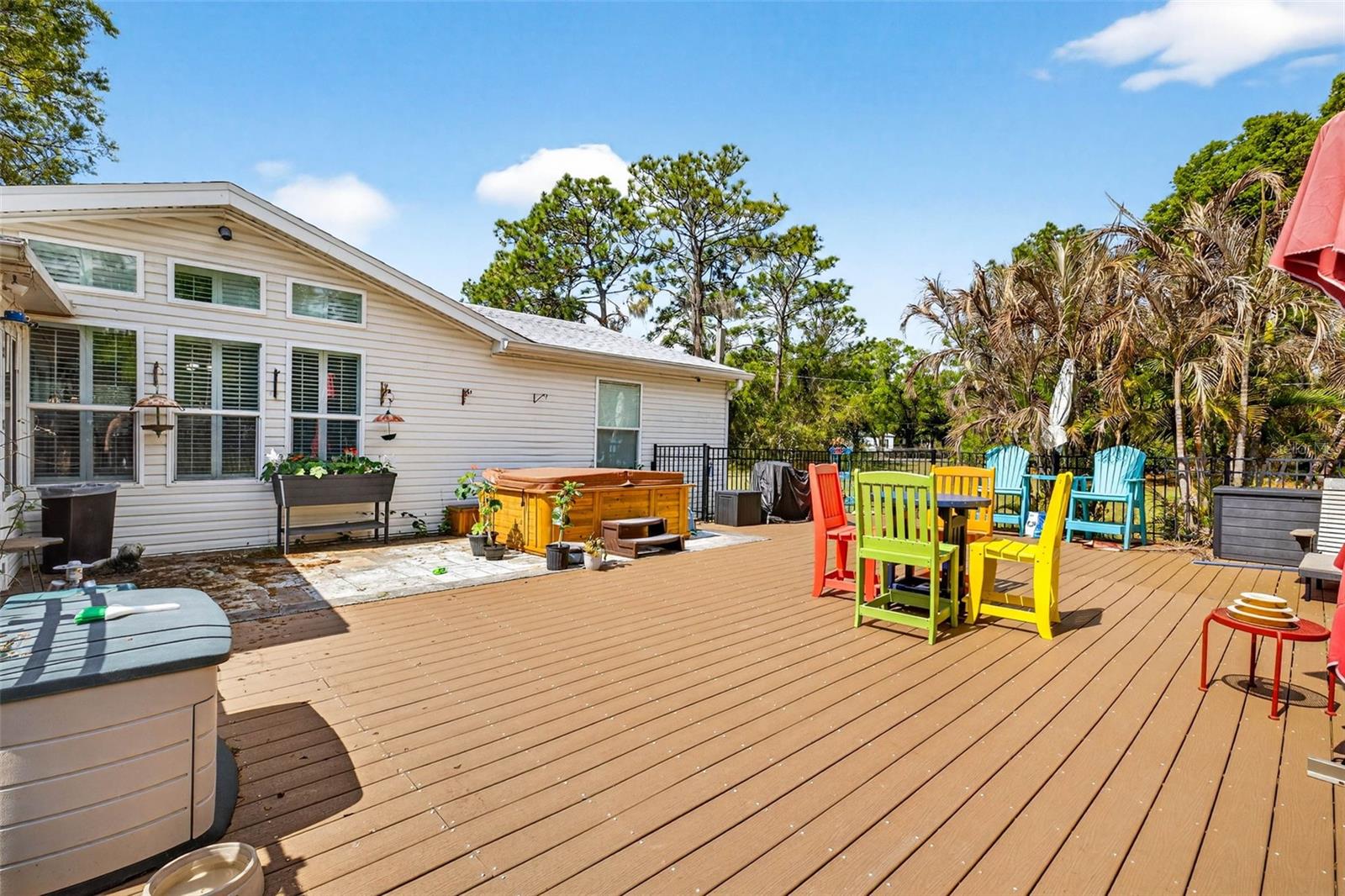 entertain, entertain