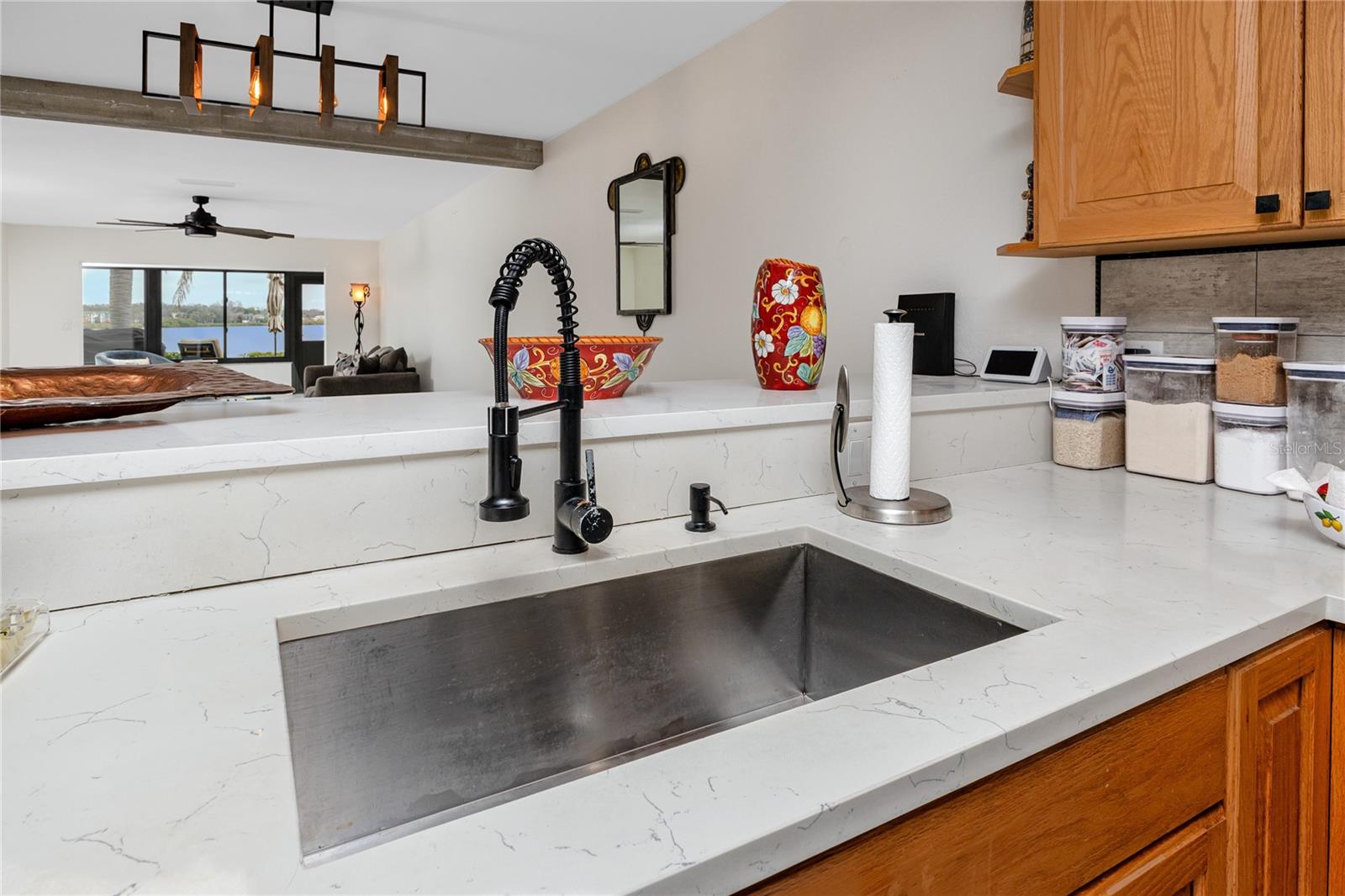 Farmhouse sink