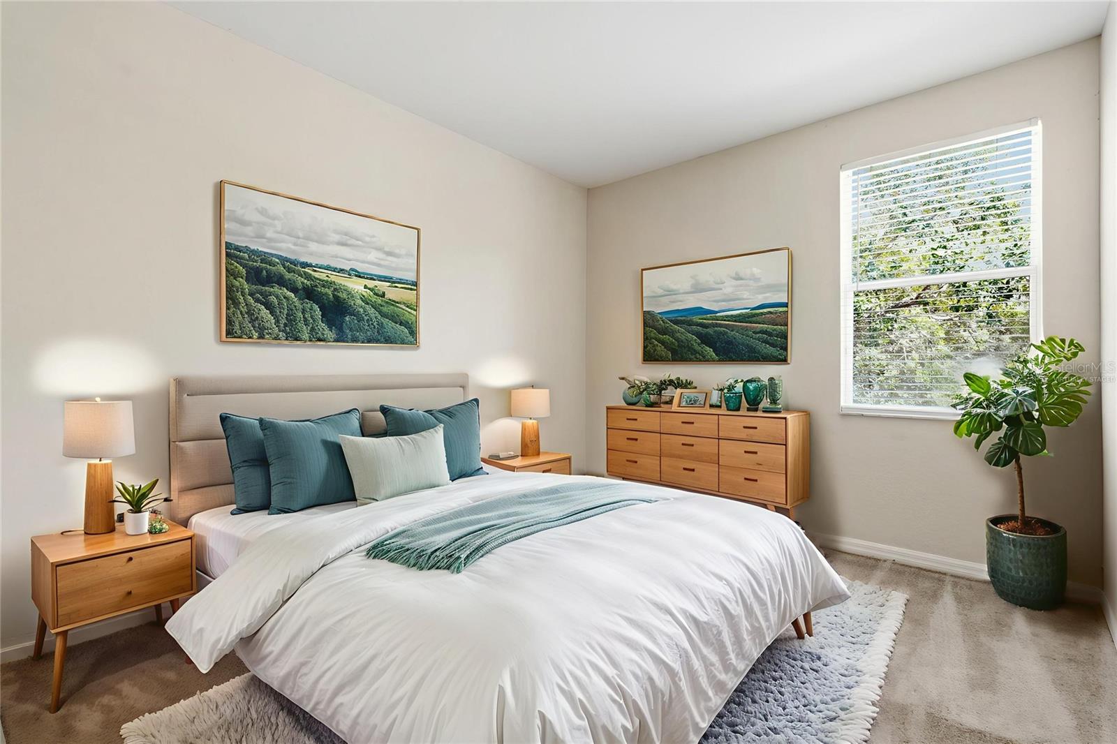 This photo has been Virtually Staged.