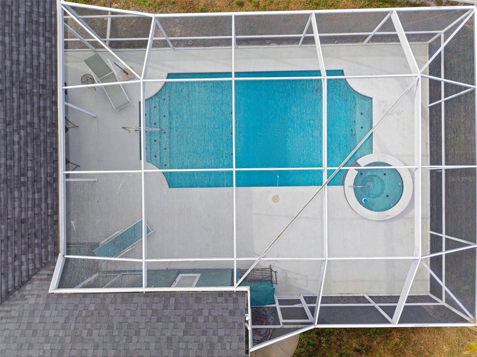 aerial view of the covered lanai and attached spa
