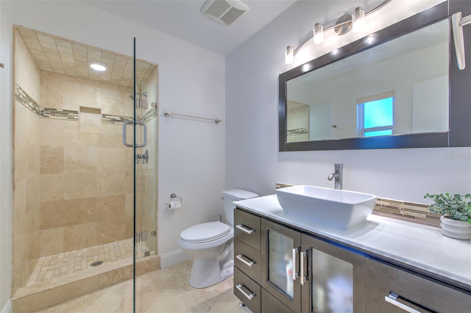 Bedroom 2 Ensuite Bathroom