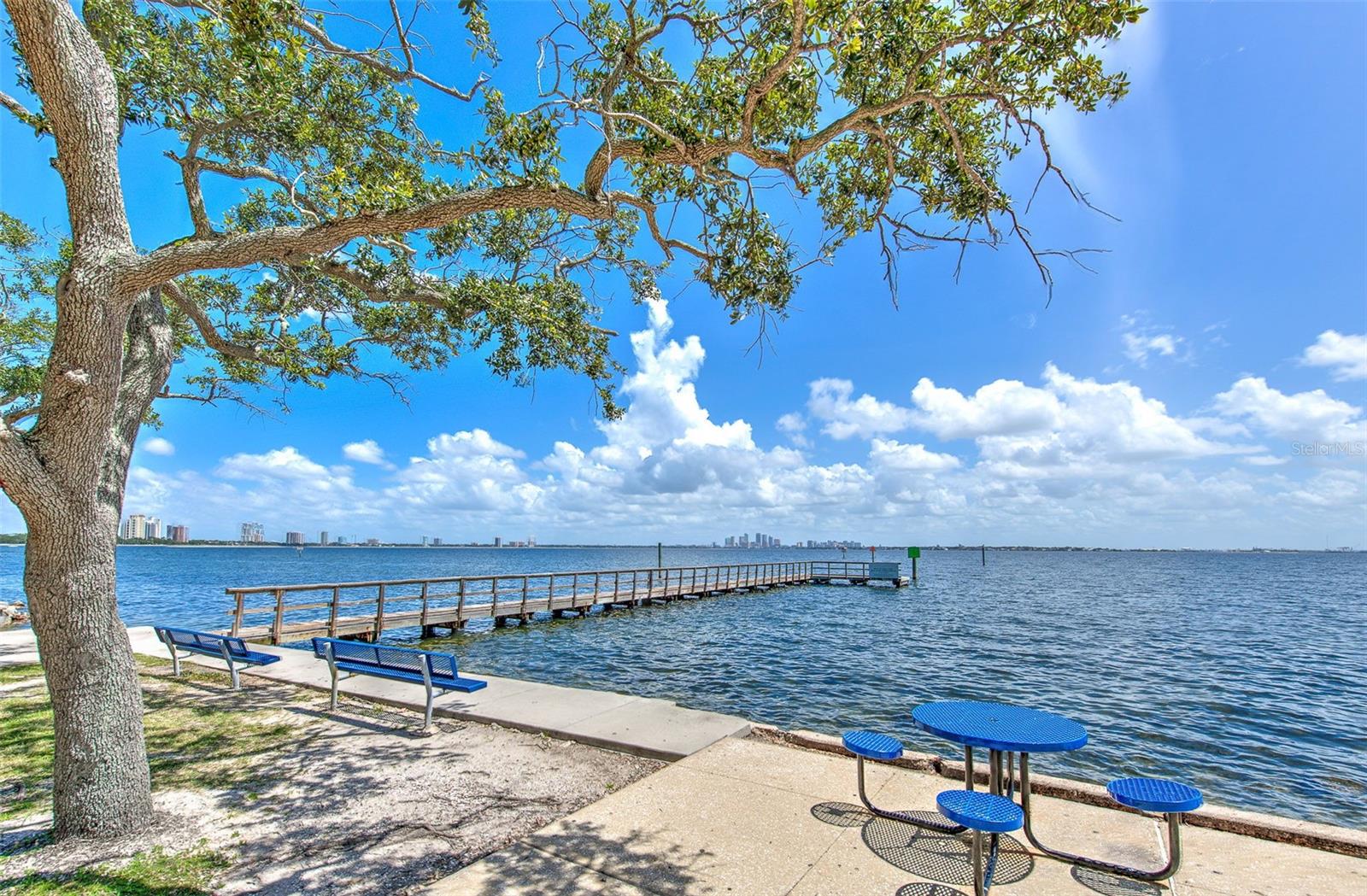 6 minute drive to Ballast Point Park