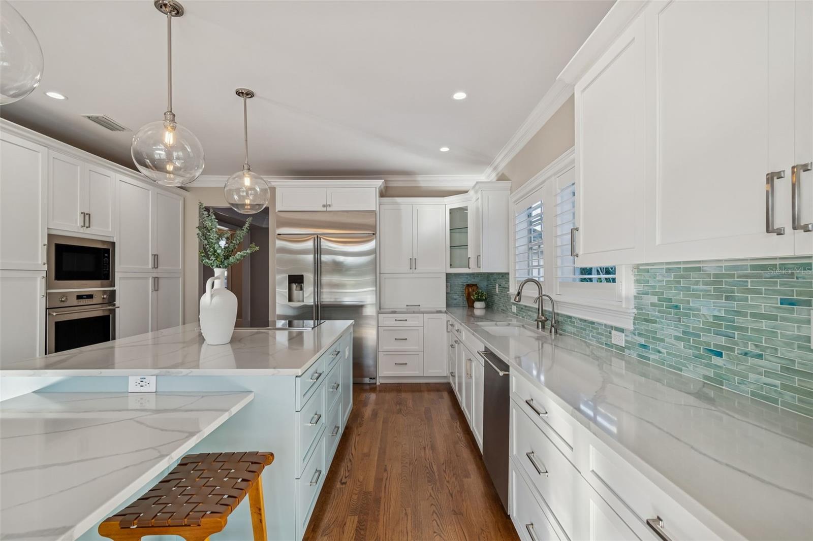 Kitchen (First Floor)