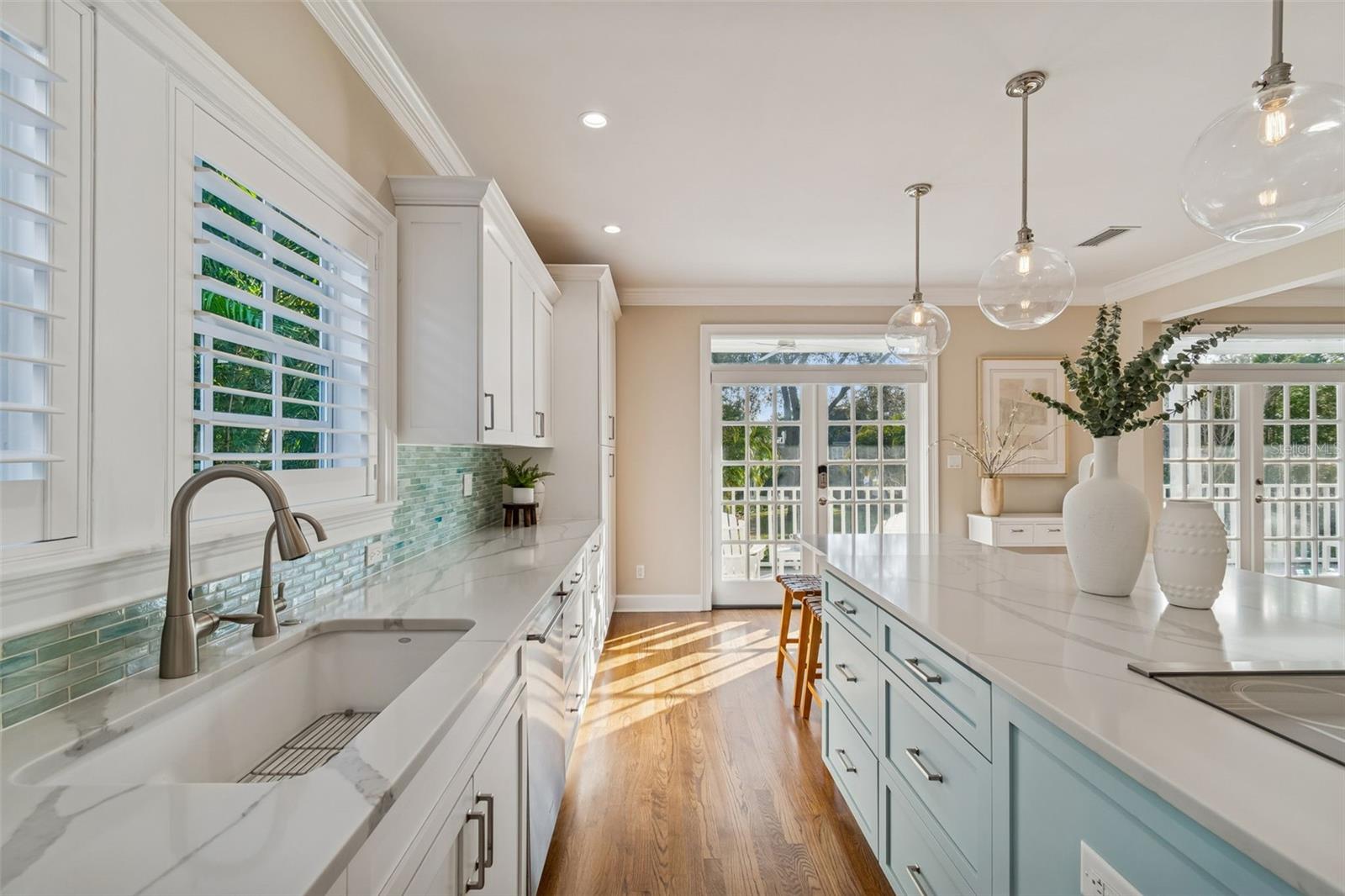 Kitchen (First Floor)