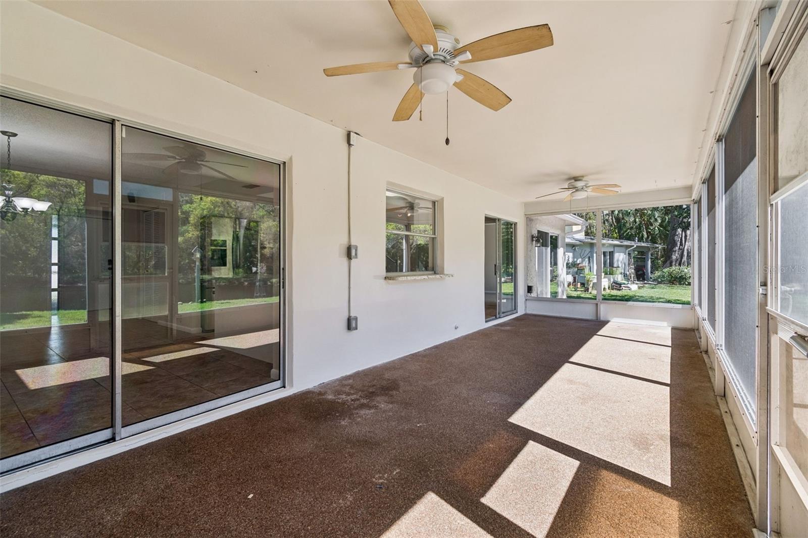 HUGE Covered/Screened Lanai