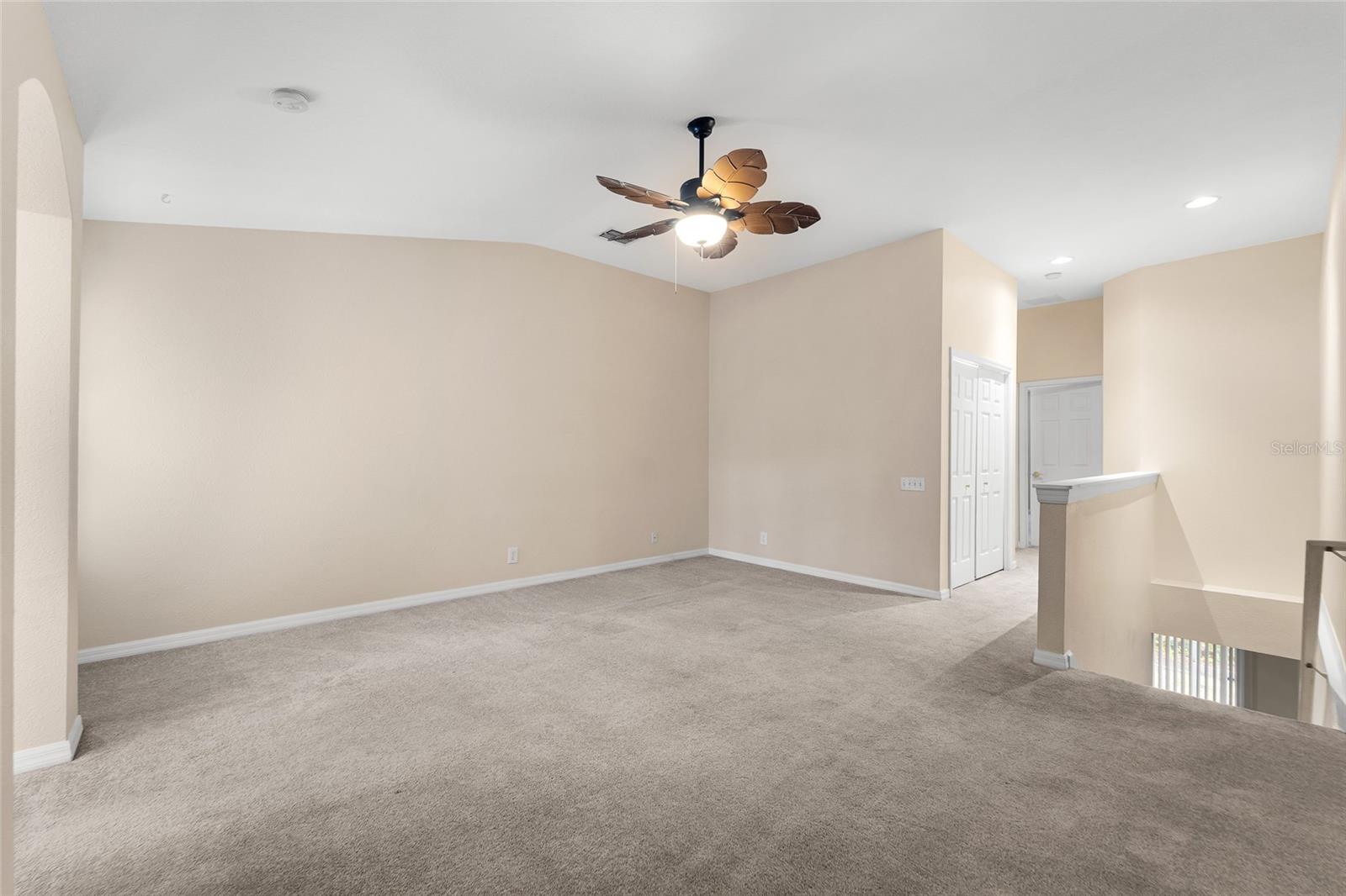 Additional living room/Family room