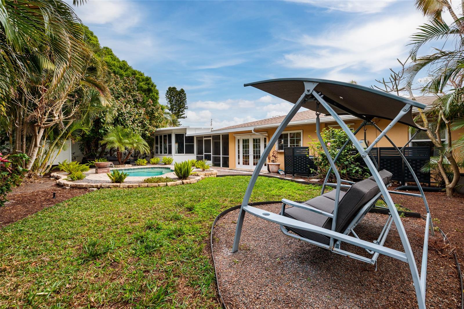 Plenty of room to  relax! Irrigation is on reclaimed water (yay)!