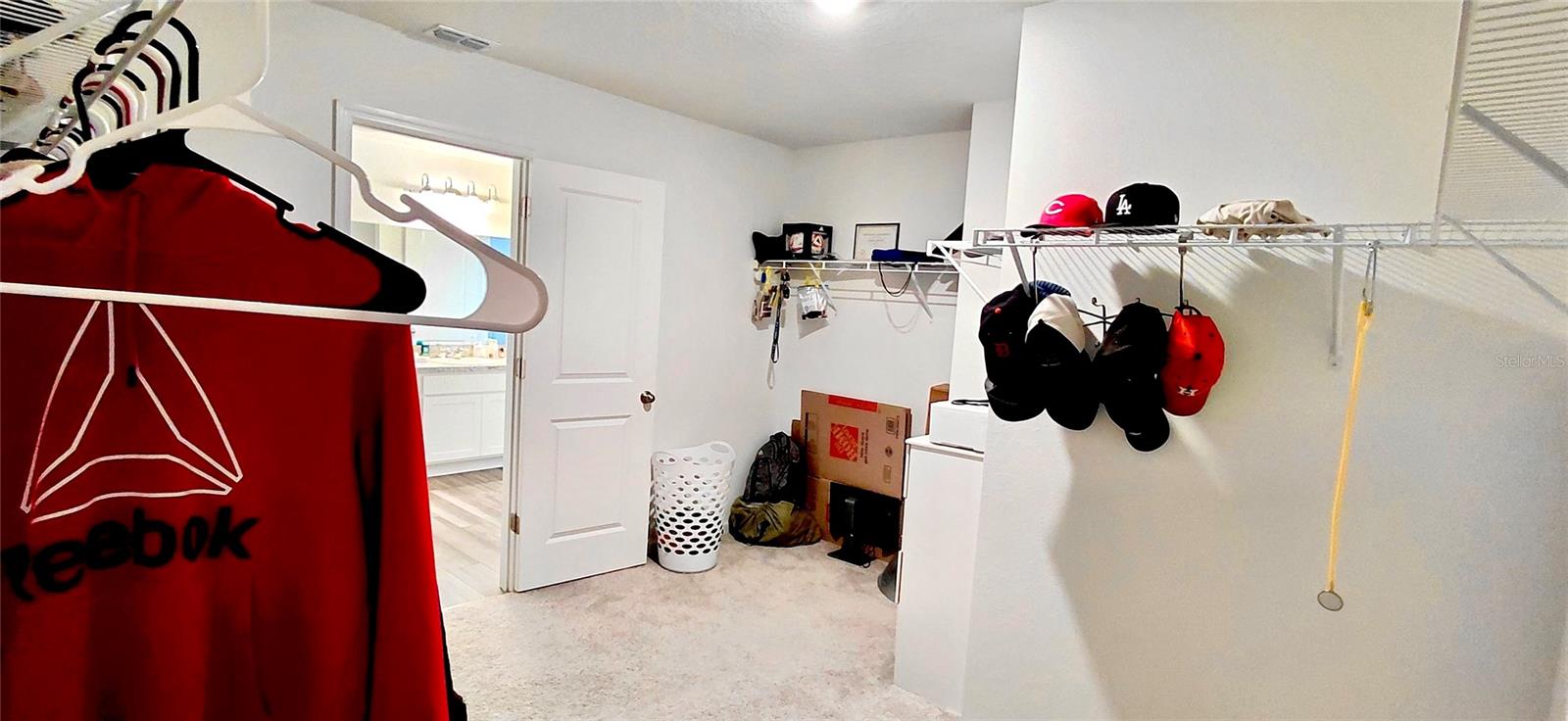 MASTER WALK IN CLOSET