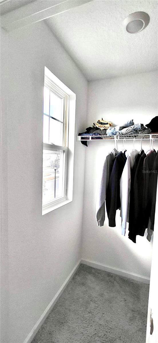 ROOM 3 WALK IN CLOSET