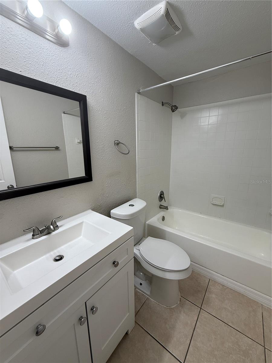 2nd Bathroom