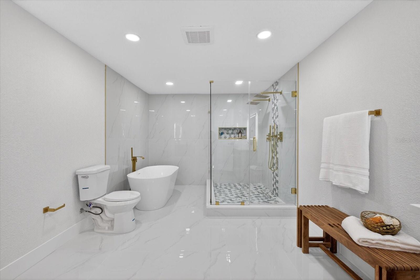 Glass shower, Garden Tub