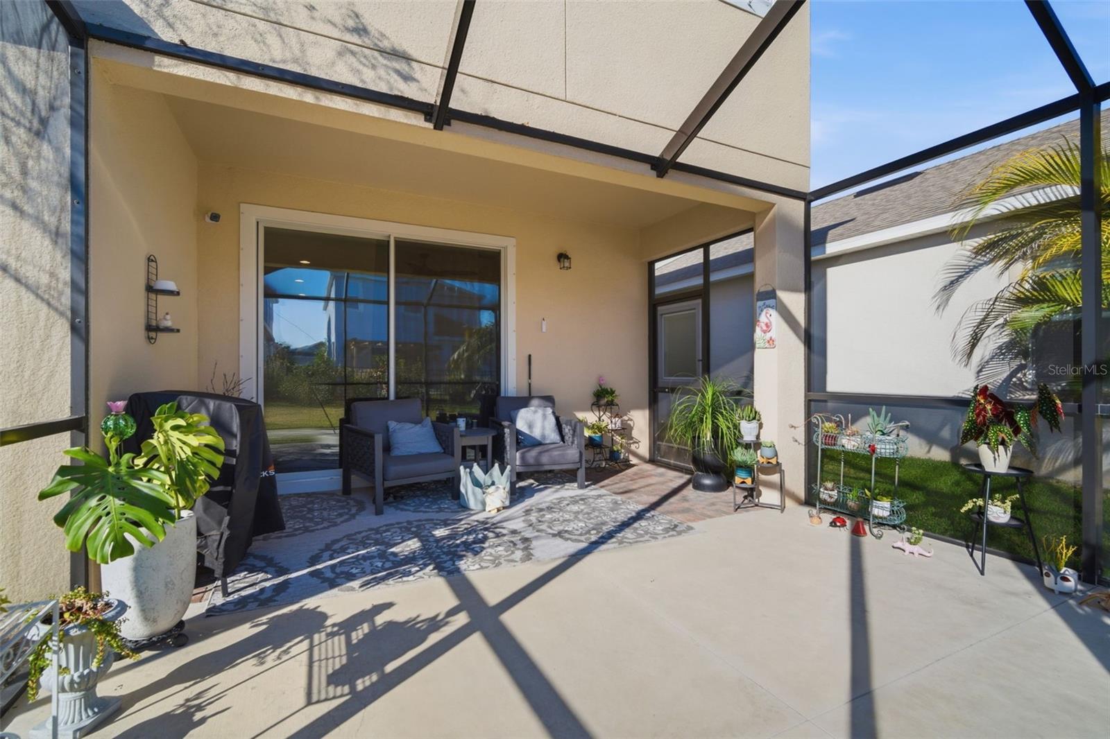 Large Screened Lanai