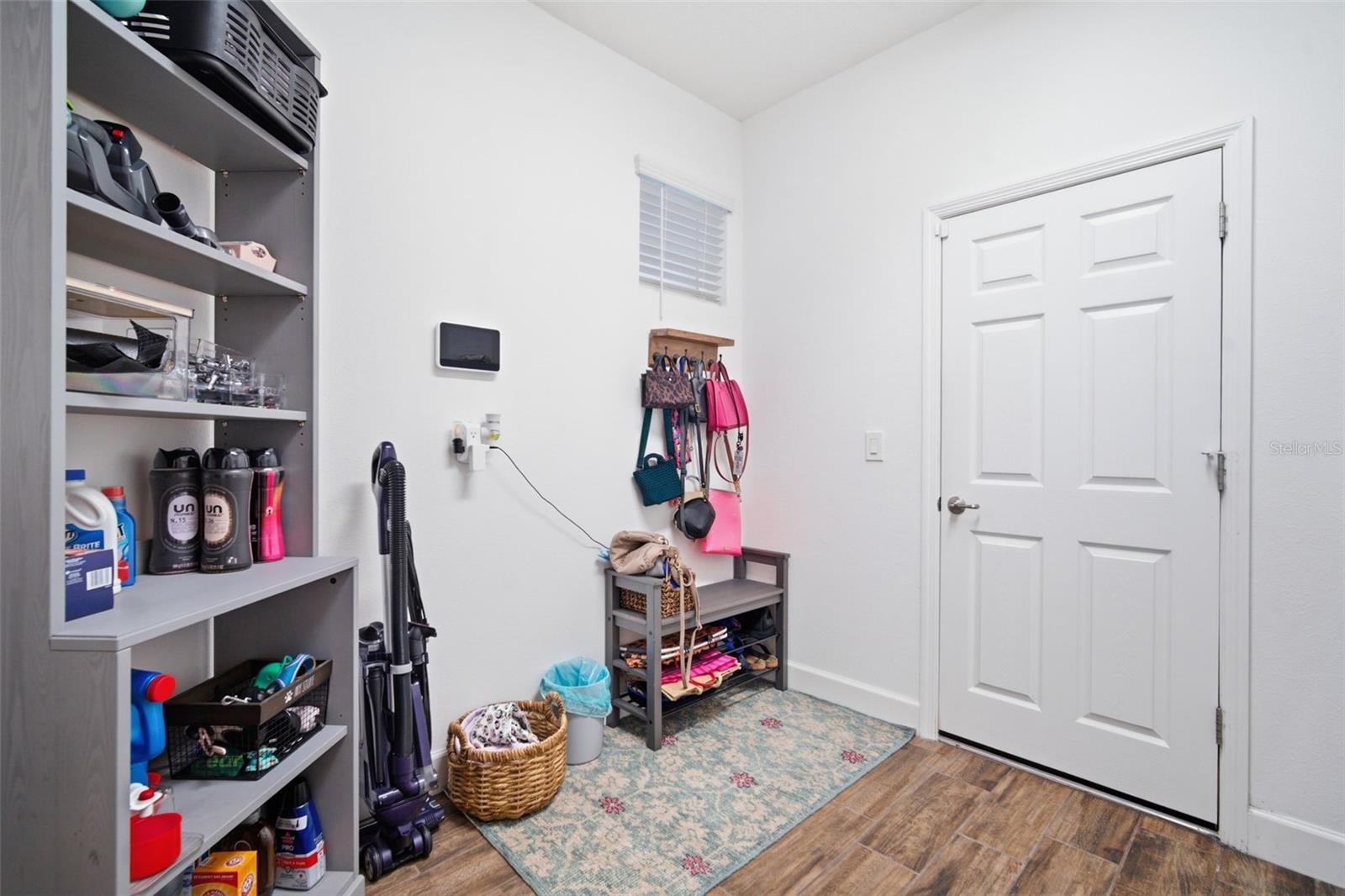 Garage entry, Laundry room