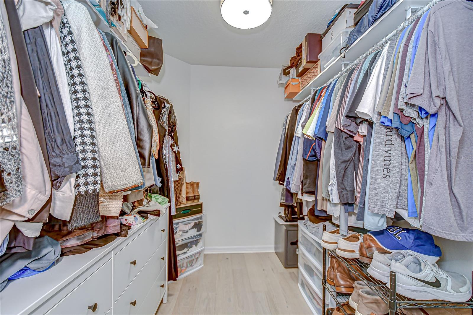 Walk-in Closet