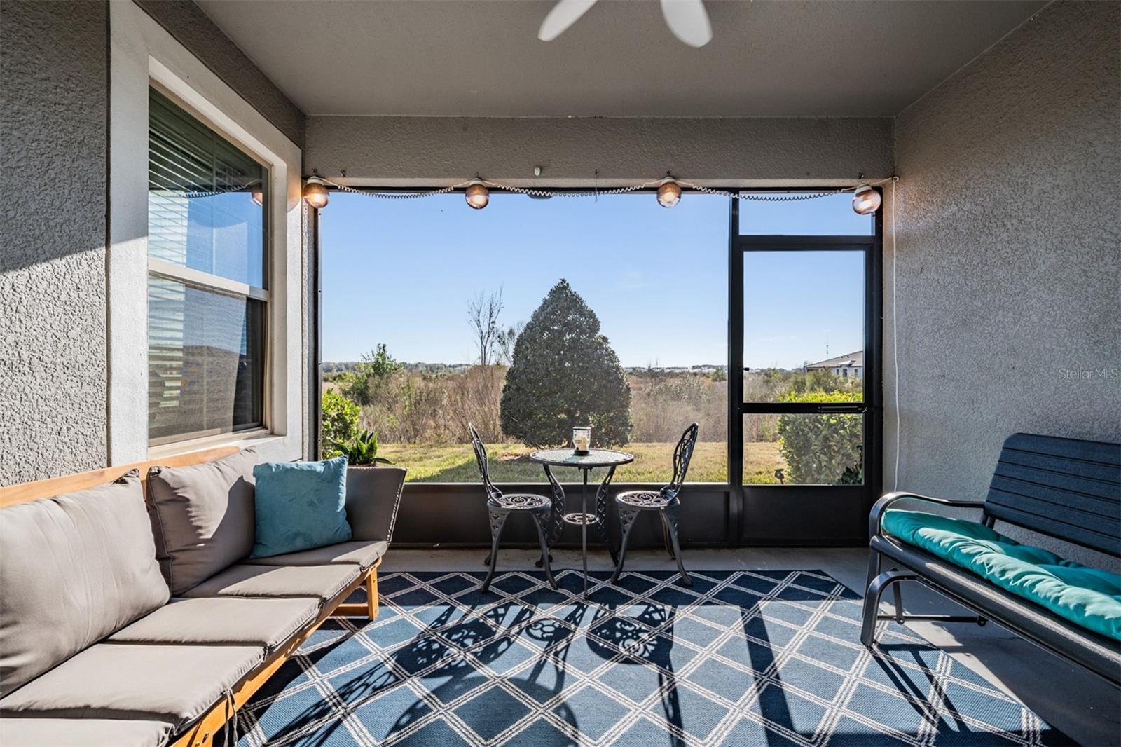 OPENS to PRIVATE screened lanai