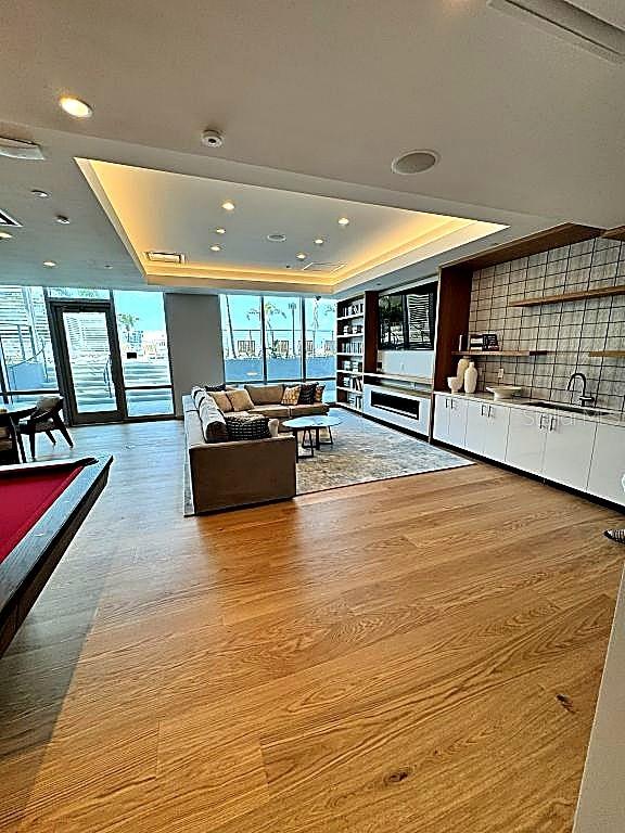 Amenities - Media room located in media room on the 7th floor