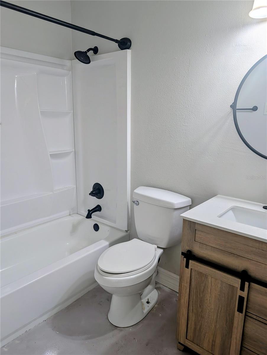 2nd Bathroom