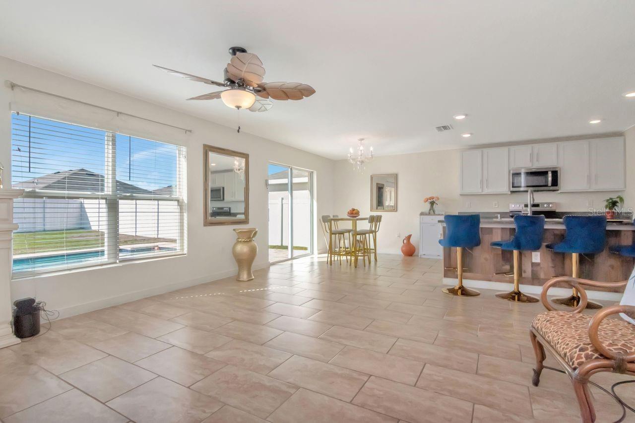 Open Concept - Livingroom/Kitchen