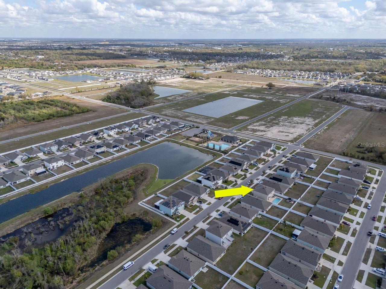 Aerial View - Close proximity to community amenties