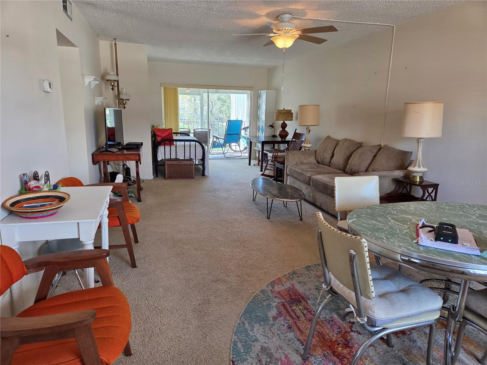 Looking from didning room to your sunny balcony