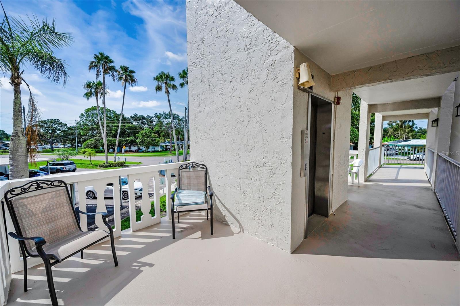 2nd floor social area