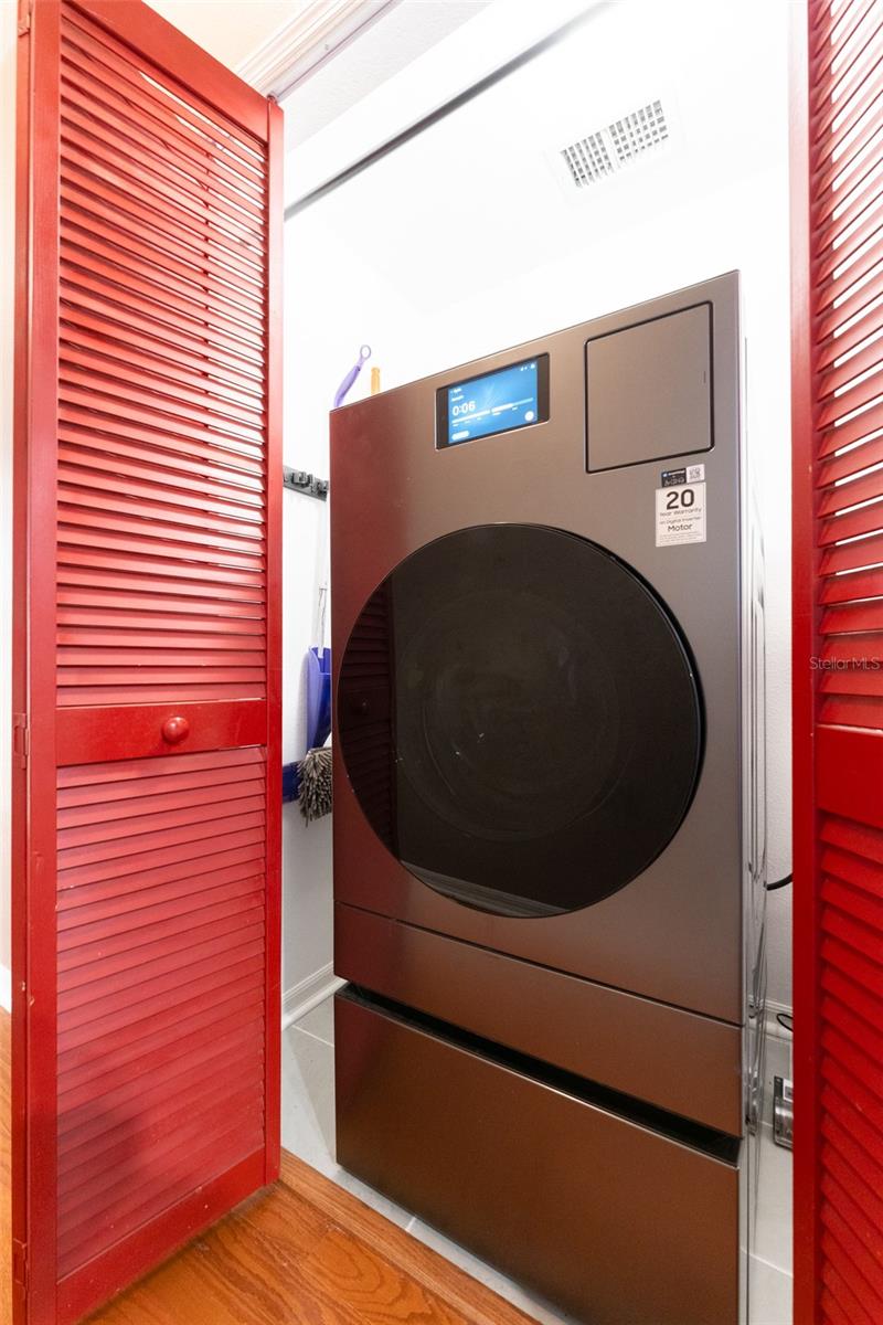 New washer & dryer combination unit