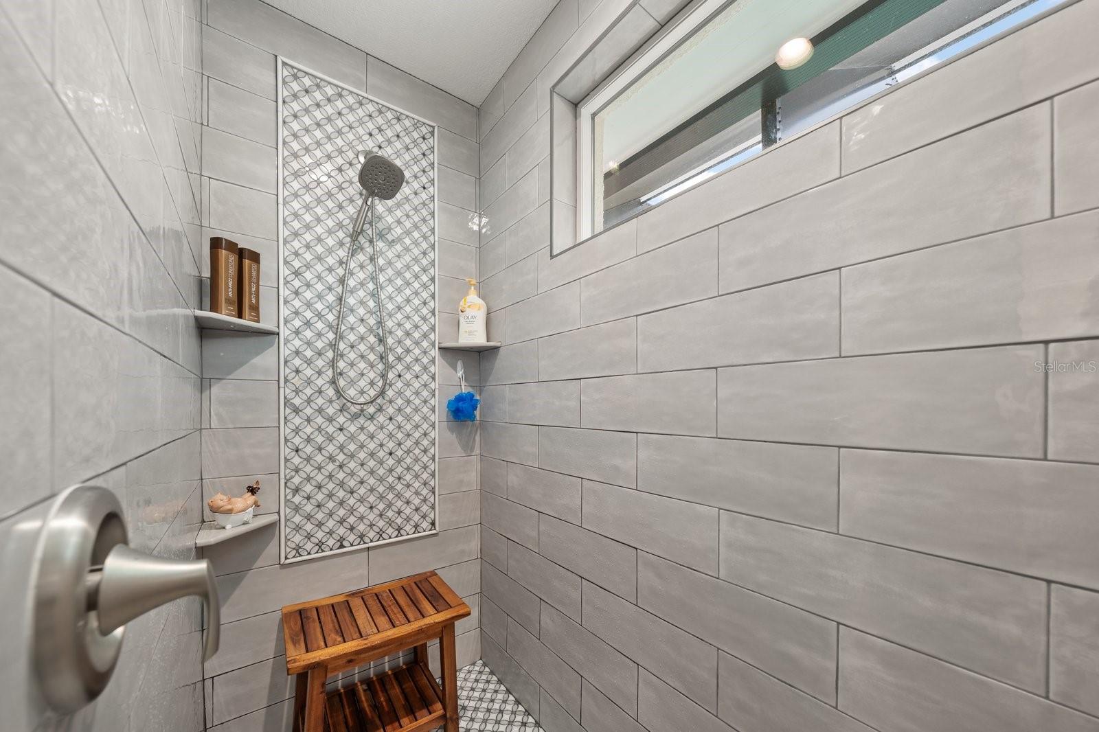 En suite bath walk-in shower