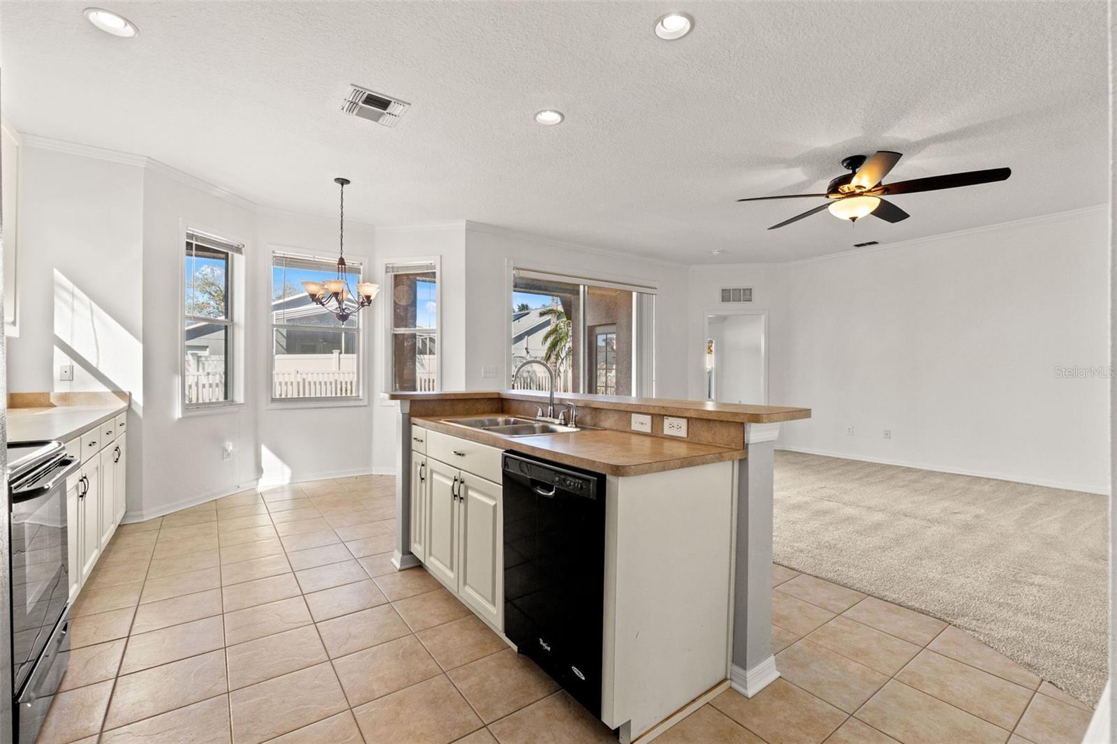 Island breakfast Bar