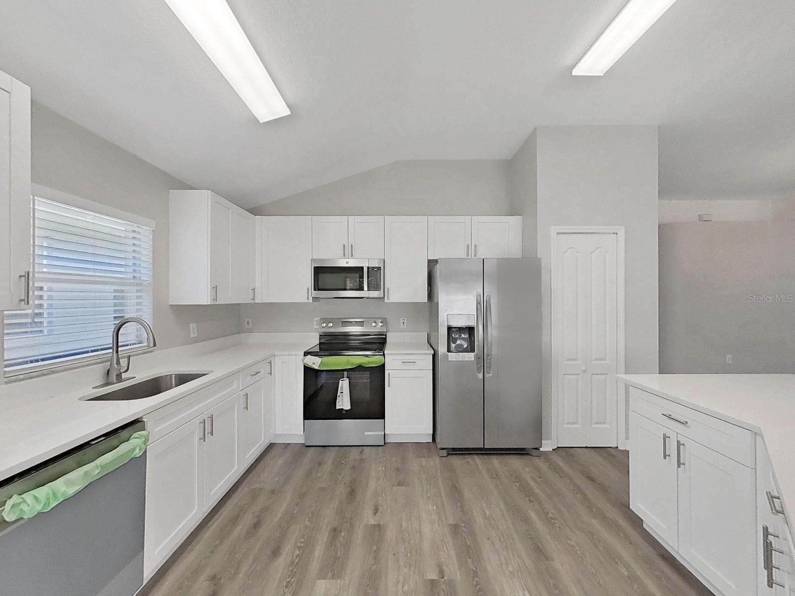 brand new remodeled kitchen