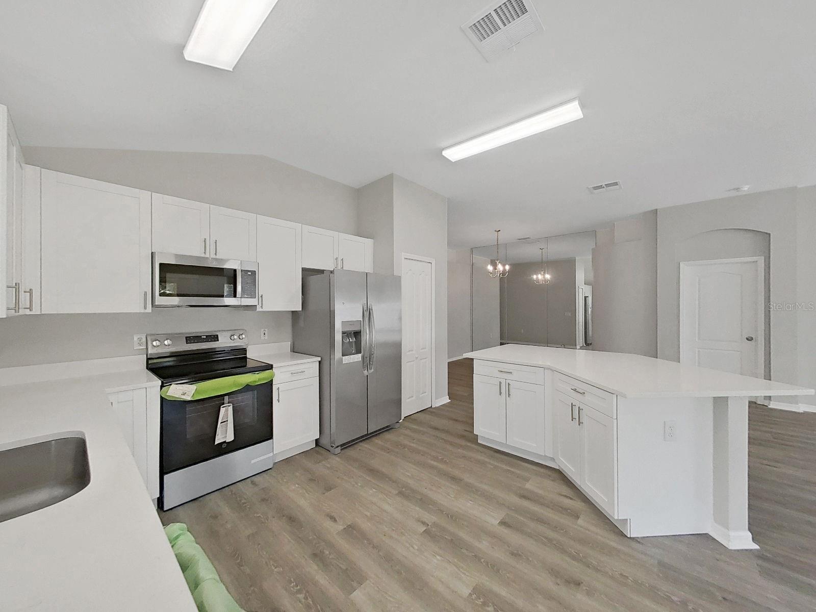 brand new remodeled kitchen