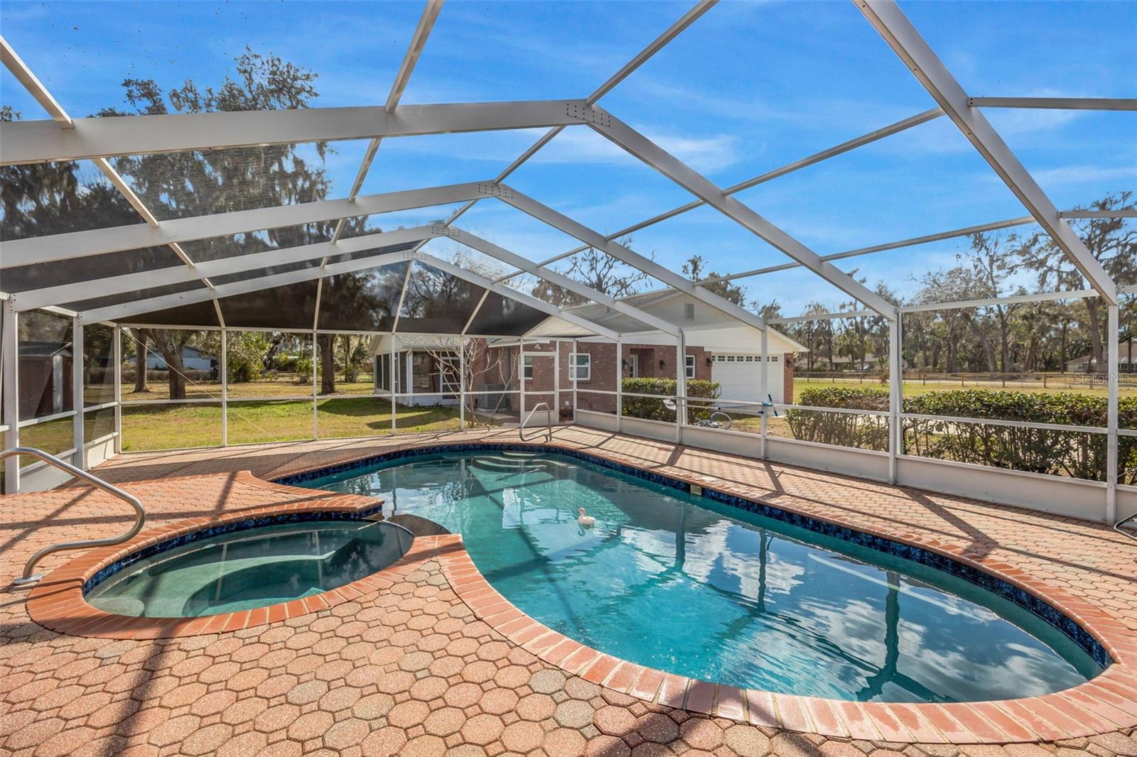 Salt water Pool & Spa Heated